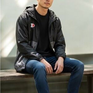 Champion Men's Black & Gray Windbreaker Jacket